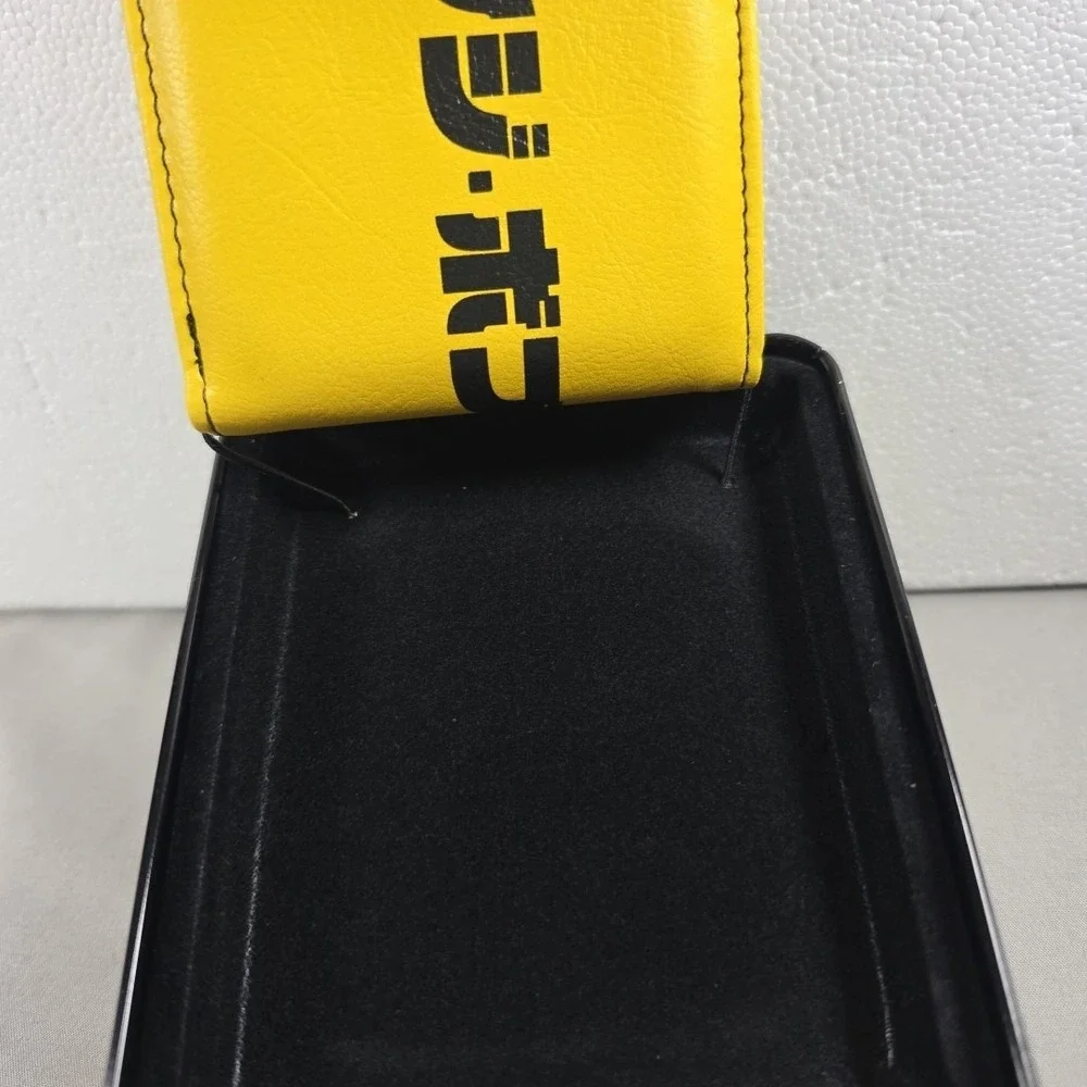 SpongeBob Squarepants Gnarly Bifold Wallet NEW